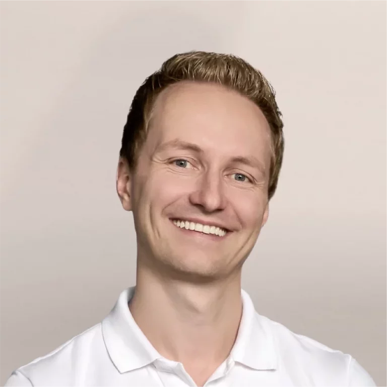 Fachzahnarzt für Kieferorthopädie Dr. Florian Hoss bei Grünwald smiles